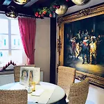 Historisches Fachwerk Haus Am Fluss Πανσιόν Μονσάου
