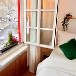 Historisches Fachwerk Haus Am Fluss Μονσάου