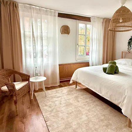 Konukevi Historisches Fachwerk Haus Am Fluss Monschau